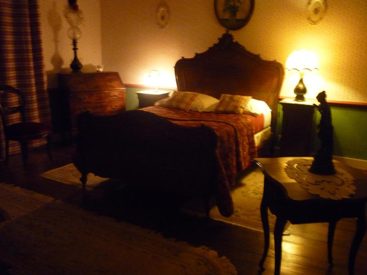 La Maison De Claire Val-Couesnon Luaran gambar